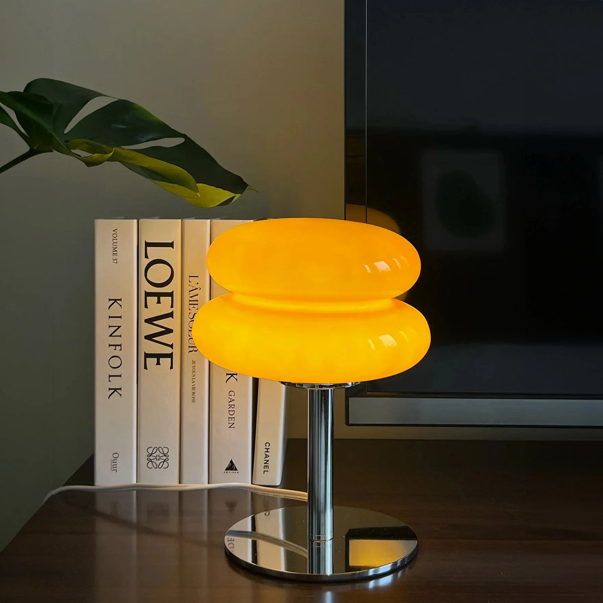 Sören - Retro Orange Glass Lamp