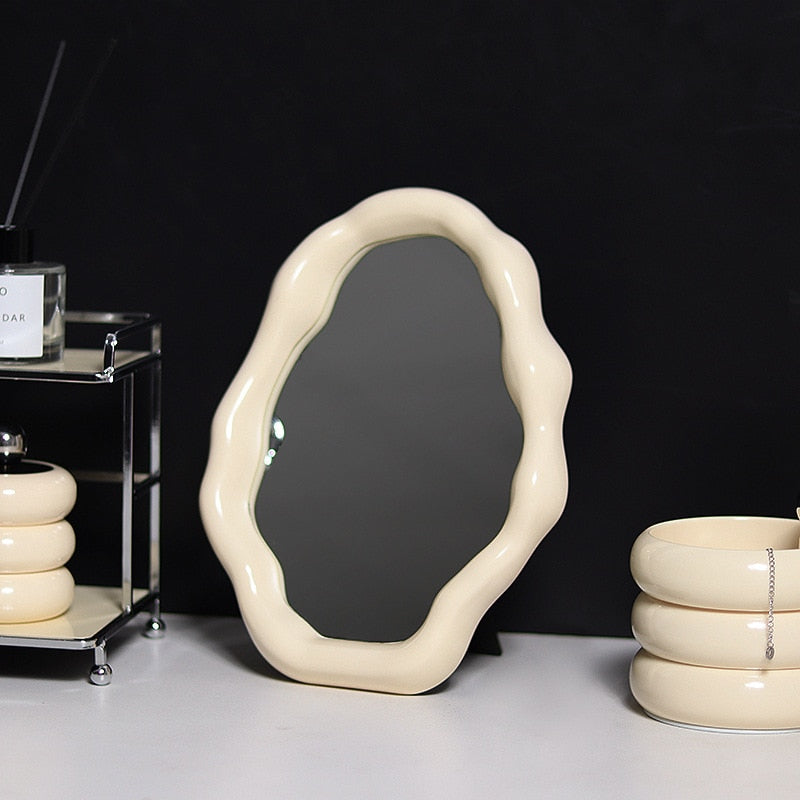 Oda - Organic Mirror