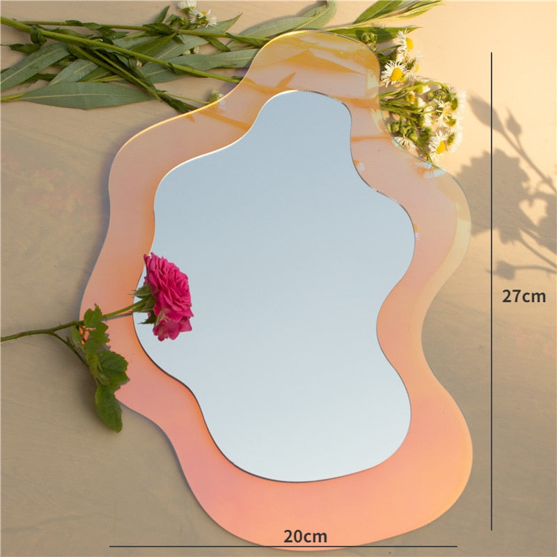 Kirsten - Colorful Mirror
