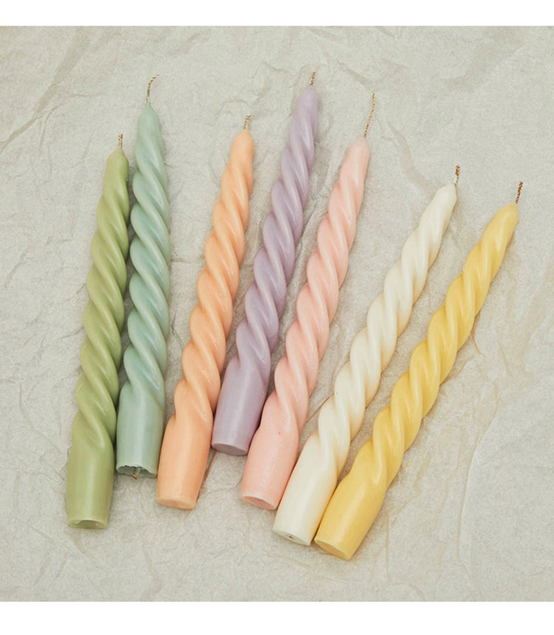 Paula - Spiral Candle
