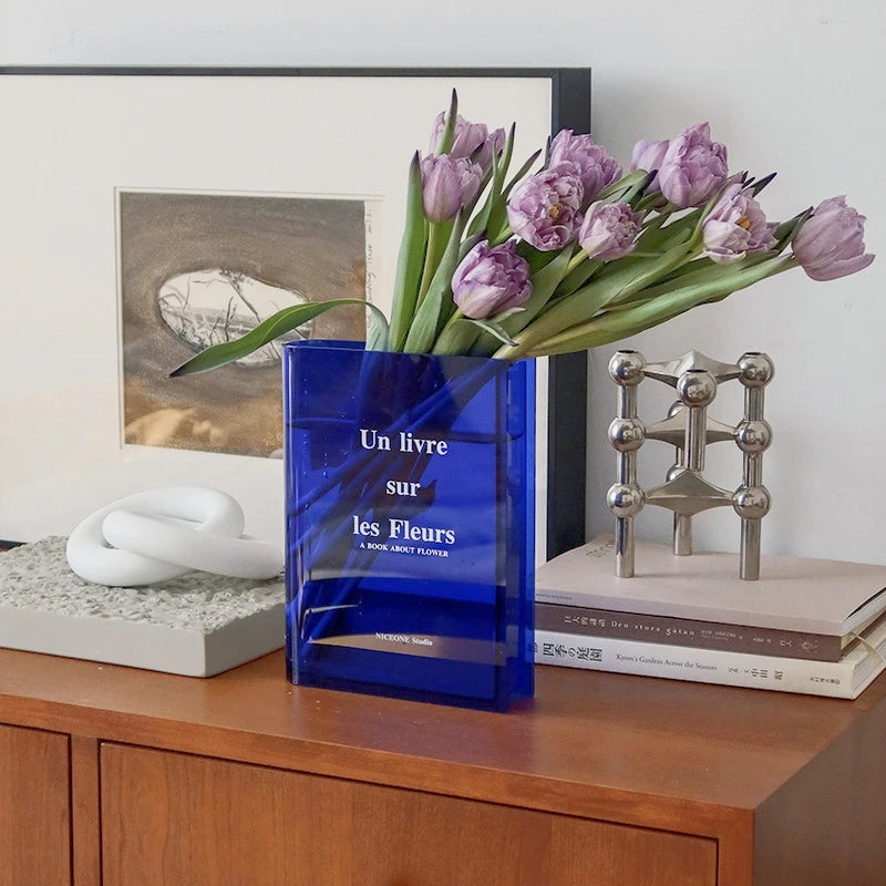 Aksel - Book Vase