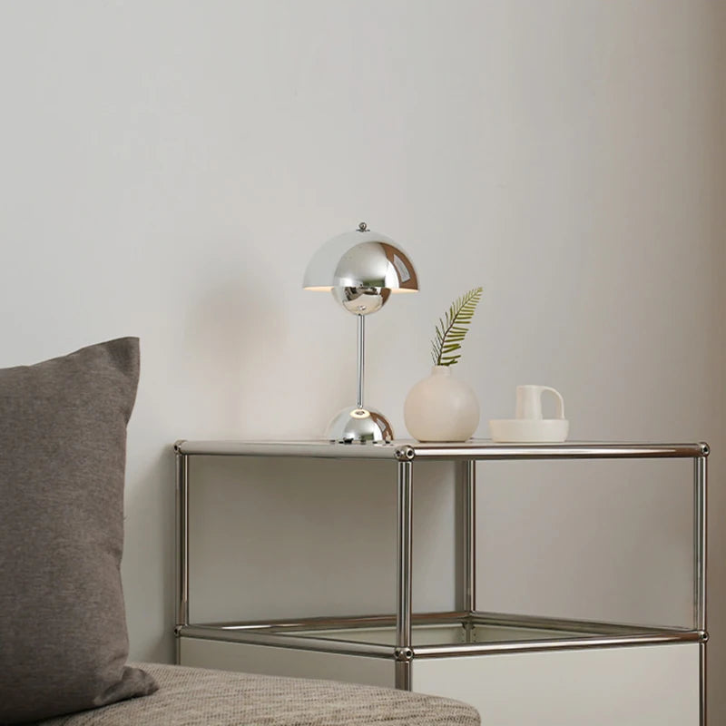NÜMI – Rechargeable Chrome Mushroom Lamp