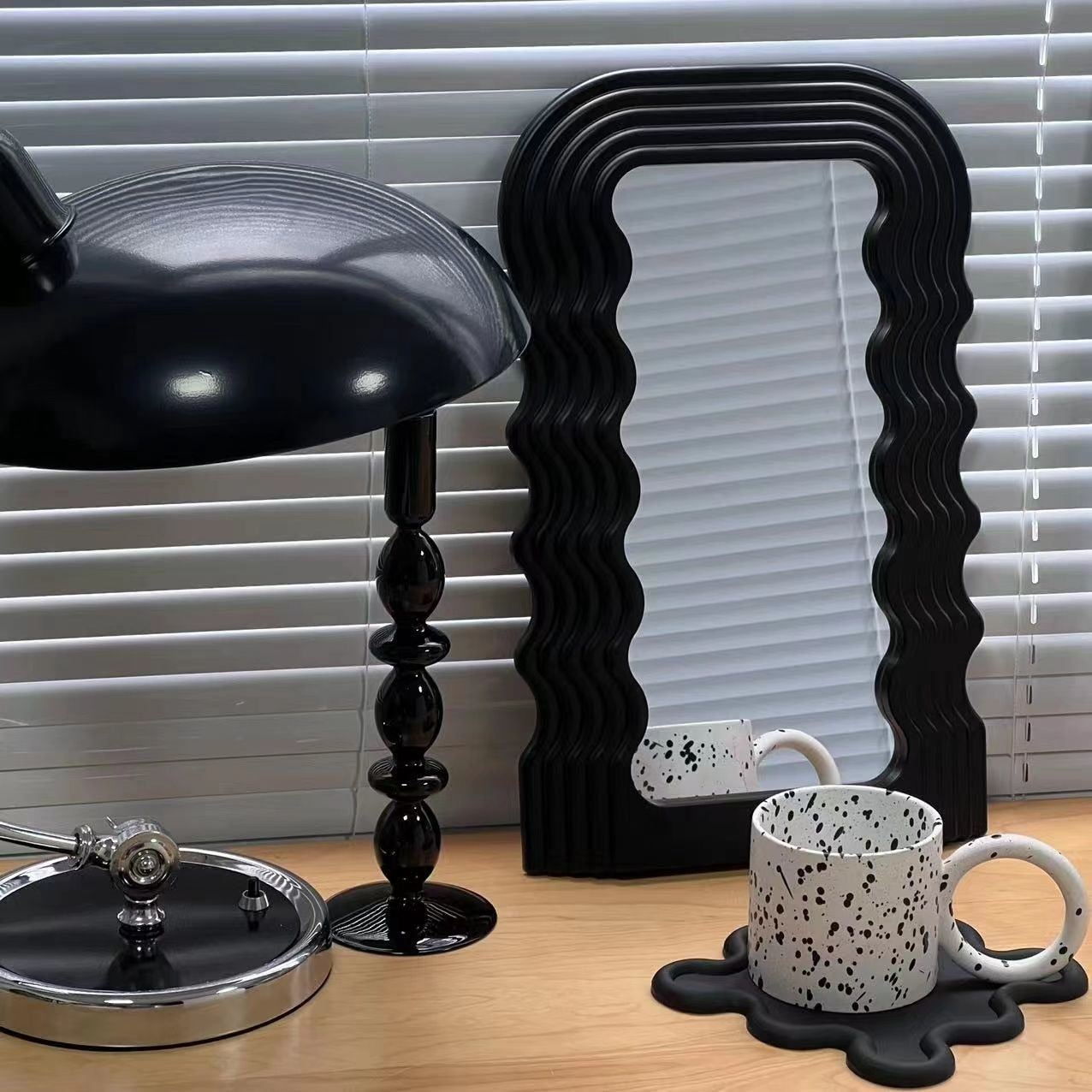 Anja - Miroir Wavy