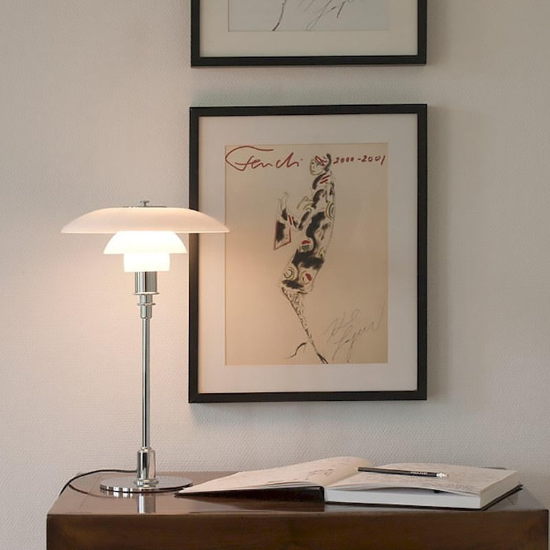 Signi - Danish Style Lamp
