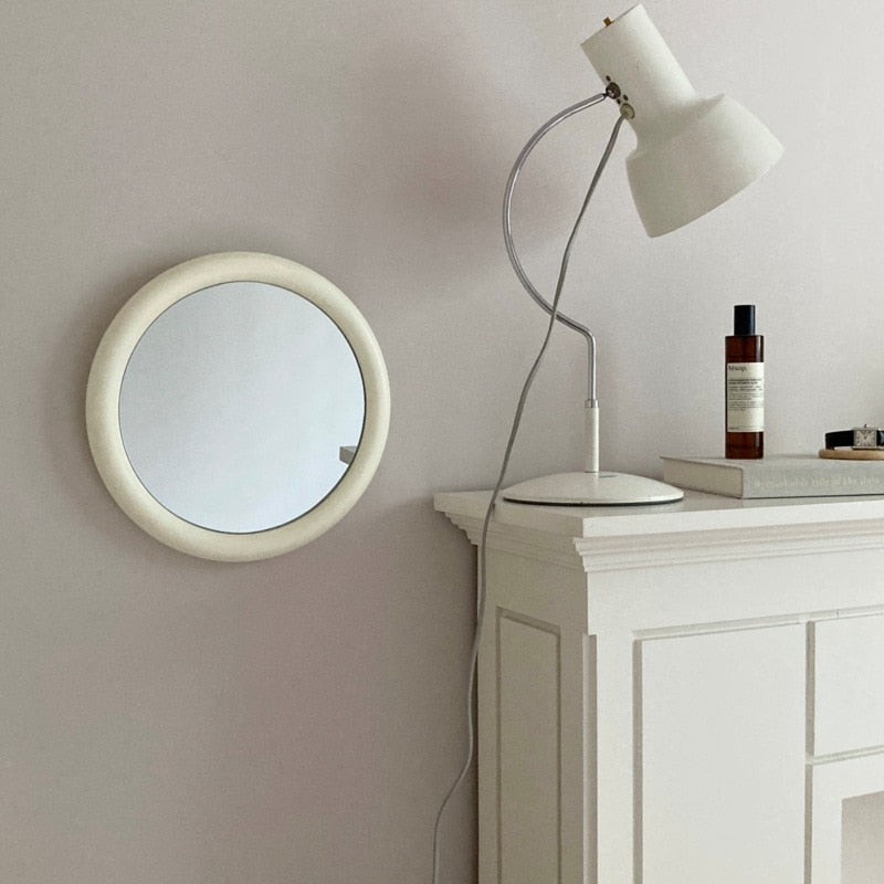 Hedda - Natural Mirror