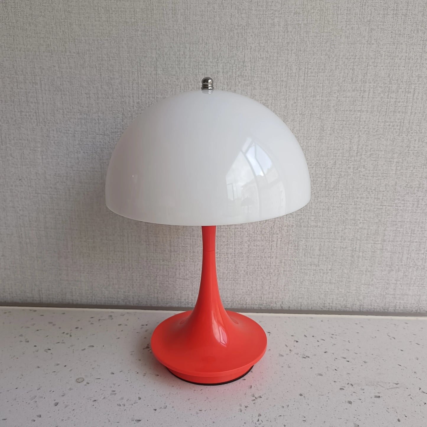 Wireless Small Mushroom LED Table Lamp Portable USB Charging Touch Night Light for Bedside Hotel Bar Coffee Decorative