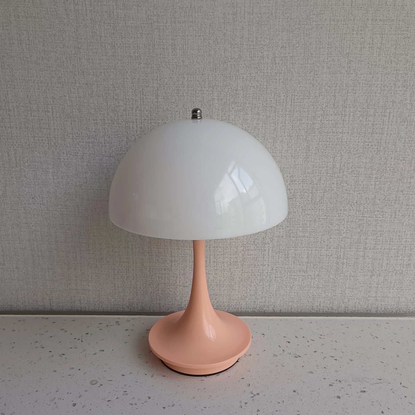 Wireless Small Mushroom LED Table Lamp Portable USB Charging Touch Night Light for Bedside Hotel Bar Coffee Decorative