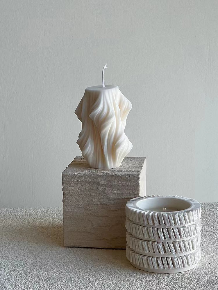 Julia - Geometric Wave Candle