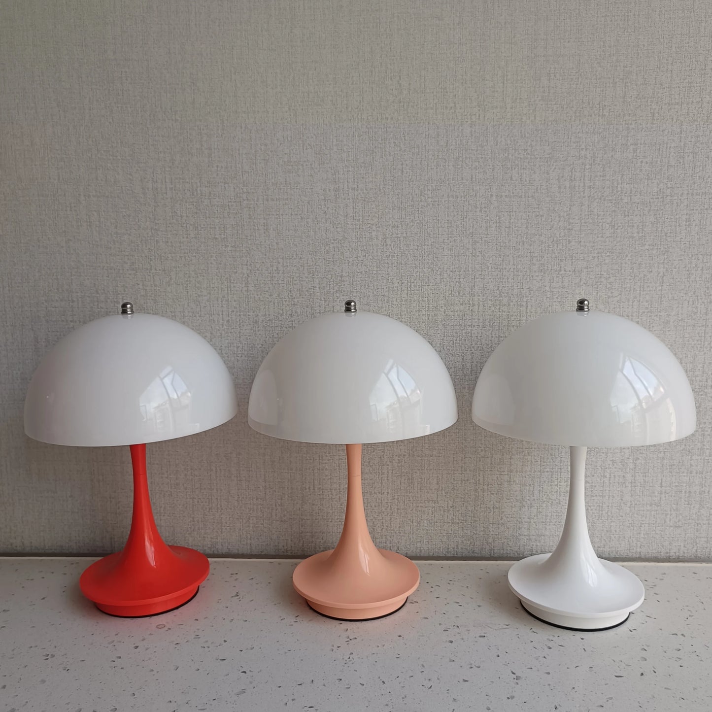 Wireless Small Mushroom LED Table Lamp Portable USB Charging Touch Night Light for Bedside Hotel Bar Coffee Decorative