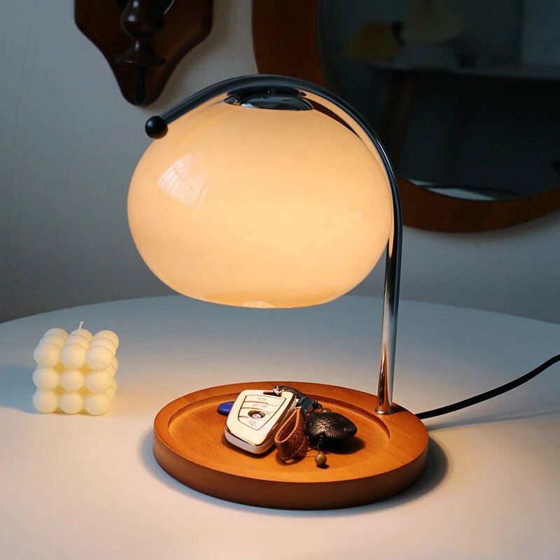 Gerdä - Retro Glass Table Lamp