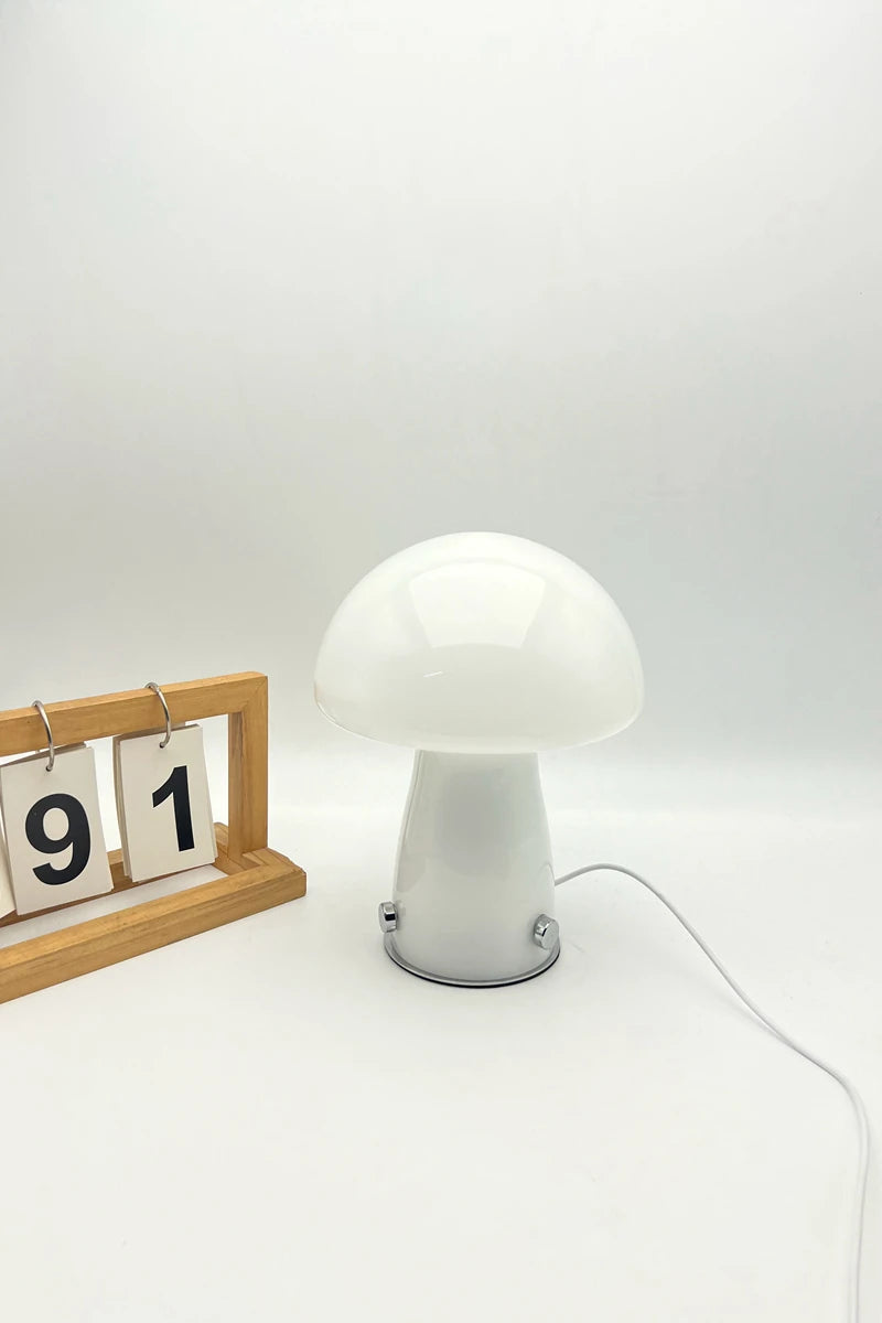 Müshi - Mushroom Retro Lamp