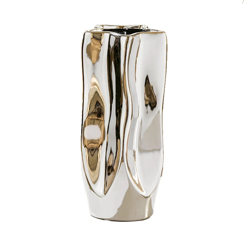Huldä - Silver Vase
