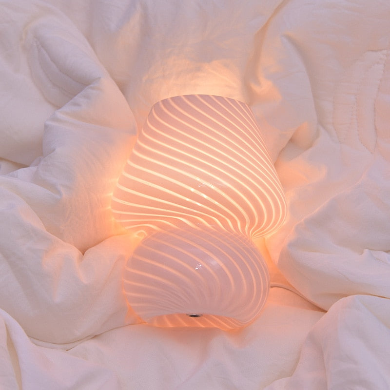 Erikä - Mushroom Striped Lamp