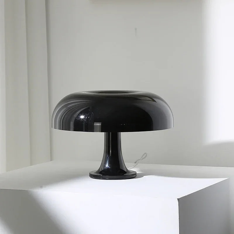 Östen - Black Mushroom Lamp